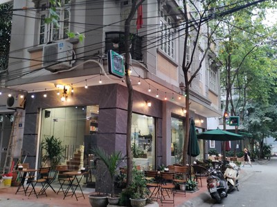 Bán nhà cầu giấy-trung kính to, lô góc 17m mặt tiền, dt 68m x 4 tầng, phân lô ôtô tránh, kd vp, 24 0