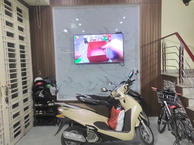 Chỉ 2ty450 có ngay nhà tại phương lưu 43m2 x 3 tầng lô góc, khung cột chắc chắn ô tô đỗ trước cửa 1