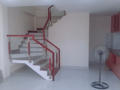 Bán nhà hxh lạc long quân phường 11 tân bình giá 8.5  tỷ. 2