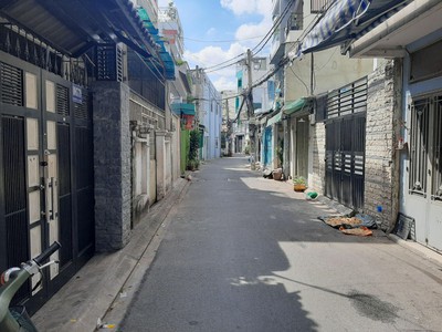 Bán nhà hxh lạc long quân phường 11 tân bình giá 8.5  tỷ. 4