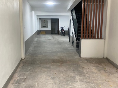 Bán toà ccmn trần khát chân, hai bà trưng, ô tô đỗ cửa, thang máy - dòng tiền hơn 700tr/ năm giá 2