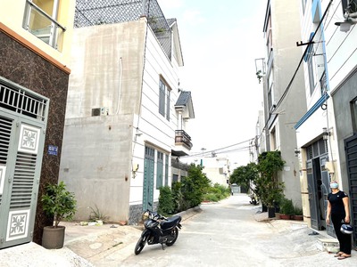 Lô đất đường 835 phú hữu DT 50m vị trí đẹp giá tốt 1