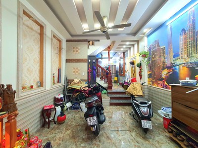 Nhà độc lập Trần Nguyên Hãn - lê chân - đông tứ trạch   2,95 tỷ 0