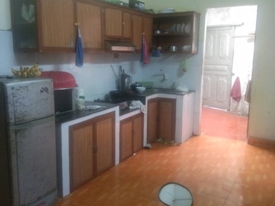 Cần bán nhà chính chủ 2 tầng mặt đường 10 hùng vương, sổ hồng riêng 2