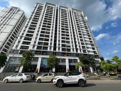 Căn hộ chung cư vinhomes symphony 2 ngủ, rộng72m2 cần bán để chuyển công tác gấp 4