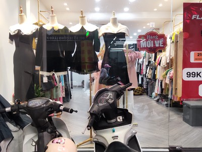 Bán căn nhà hồ nước tùng mậu, đường 9m, vỉa hè, kinh doanh đỉnh, khuyến mãi thiết kế bên trong. dt 0