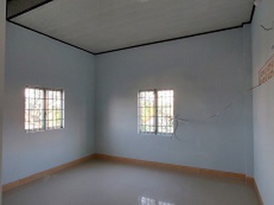 Cho thuê nhà nguyên căn giá rẻ mặt tiền đường 3/2, phường phú thạnh, tp. tuy hòa, 4tr/tháng  có 2