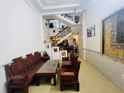 Cho thuê nguyên căn Văn Cao giá rẻ nhất thị trường , full đồ cơ bản chỉ 10 tr 1