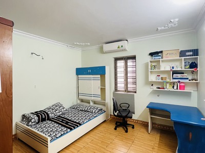 Cho thuê nguyên căn Văn Cao giá rẻ nhất thị trường , full đồ cơ bản chỉ 10 tr 6