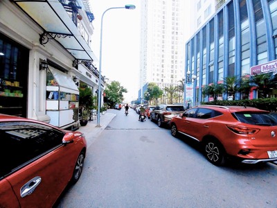 Chung cư thương mại cao cấp cầu giấy - mới bàn giao 2 năm - vị trí thuận tiện - nhỉnh 3 tỷ 1