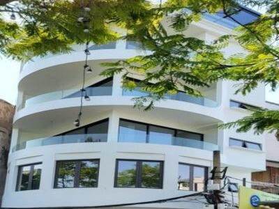 Chính chủ cho thuê nhà mặt hồ tây đường nguyễn đình thi, tây hồ, hà nội 0