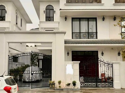 Giảm giá bán lỗ biệt thự làng việt kiều- lê chân 240m 3 tầng giá 9.6 tỉ cực đẹp 0