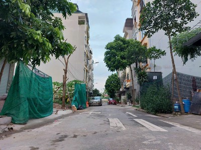 1 lô duy nhất, tđc lưu phái, ngũ hiệp thanh trì, ô tô dừng đỗ, kinh doanh đỉnh, an sinh víp. 1