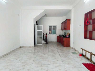 Rẻ, Bán nhà thôn Trung, Phúc Lợi, Long Biên, ngõ thông ô tô vào nhà, 30m2x 5 tầng, 2 tỷ 6 3