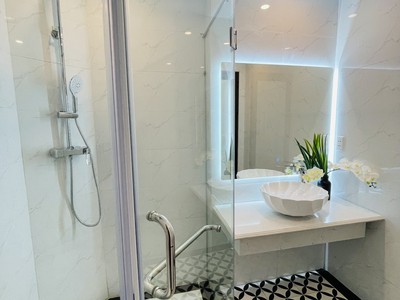Chính chủ bán ngôi nhà nhỏ xinh mặt đường 10m ngay Bệnh Viện Tiệp 2-khu TĐC Hộ Phụ 4
