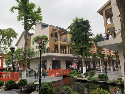 Gia đình đi nước ngoài bán shophouse 75m phố đi bộ full đồ 4,7ty wyndham Thanh Thủy 0