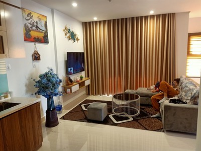 Căn góc 2PN   1 xịn xò, có nội thất, tầng trung thoáng đẹp 2,05 tỷ bao phí tại Vinhomes Ocean Park 2