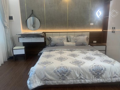 Bán nhà thạch bàn - long biên, dt 48m, 5t, lô góc, ô tô tránh, kinh doanh, văn phòng, đường lớn 0