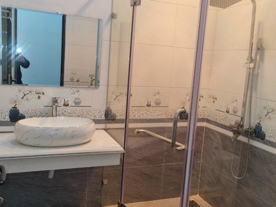 Bán nhà xây mới tinh ngõ ô.tô đỗ cửa 24h, 63m x 4 tầng giá 4.35 tỉ tại 193 văn cao 3