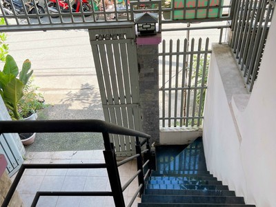 Bán nhà 4 tầng, dt 72m2  4x18 , đường rộng 10m, ngay chung cư dreamhome, chợ thạch đà, p.14, q.gò 3