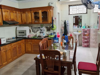 Bán nhà ngõ 45 kiều sơn diện tích 60m x 4 tầng giá 2.7 tỉ sân cổng riêng, gần gara ô.tô 0
