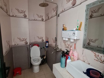 Bán nhà Gác Lửng kiên cố , oto vô nhà , Lê Hữu Trác . Giá nhỉnh 3tỷ. 2