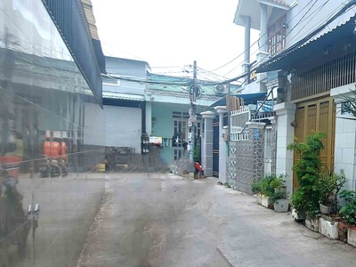 Chính chủ định cư nước ngoài bán gấp nhà 80m2, hẻm xe hơi phạm văn đồng linh tây thủ đức 3pn, mới 4
