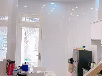1 căn ra mặt tiền trần bình trọng 58m2  nhà lô góc 2mặt hẻm  3tầng 3
