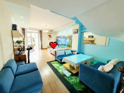 Bán nhà đẹp mặt tiền thạnh mỹ lợi, quận 2 có gara, sân vườn rộng rãi 1