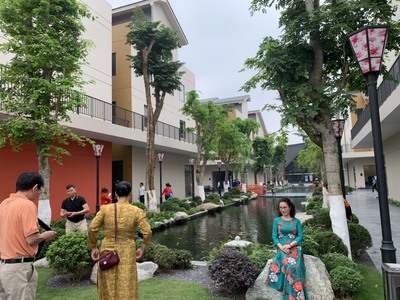Cắt lỗ sâu shop phố đi bộ do áp lực NH giá rẻ nhất thị trường 3,xtỷ dự án wyndham Thanh Thủy 2