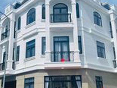 Nhà phố khu compound nằm đối diện khu du lịch Hồ Nam, giá 2, 525 tỷ, SHR 1