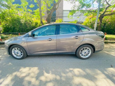 Chính Chủ Cần Bán Xe Ford Focus Titanium 2016  đk 2017  Giá 4xx 3