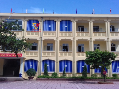 Lắp đặt Mái hiên di động, Mái bạt xếp di động, bạt cuốn che nắng tại Việt Trì, Phú Thọ 12