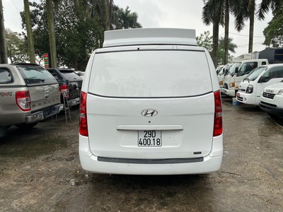 Bán xe starex tải van đông lạnh 3 chỗ,số tự động,đời 2013,đăng ký 2017 3