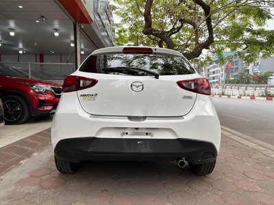 Cần bán Mazda2 1.5 AT 2018 màu trắng cực đẹp. Ce đủ hồ sơ gốc cầm tay 2