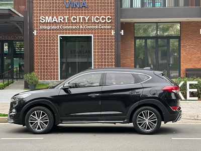 Cần Bán Hyundai Tucson 2.0 ATH 2016 nhập khẩu nguyên chiếc đẹp xuấtsắc 3