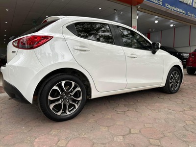 Cần bán Mazda2 1.5 AT 2018 màu trắng cực đẹp. Ce đủ hồ sơ gốc cầm tay 4