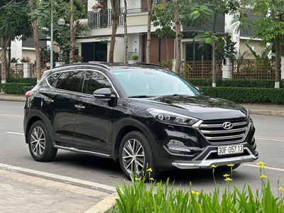 Cần Bán Hyundai Tucson 2.0 ATH 2016 nhập khẩu nguyên chiếc đẹp xuấtsắc 2