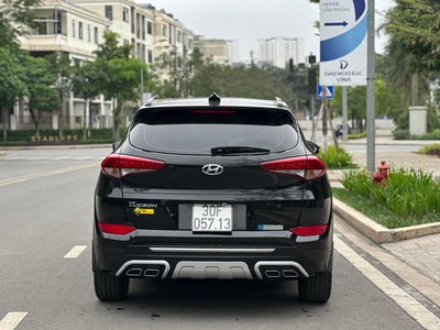 Cần Bán Hyundai Tucson 2.0 ATH 2016 nhập khẩu nguyên chiếc đẹp xuấtsắc 4