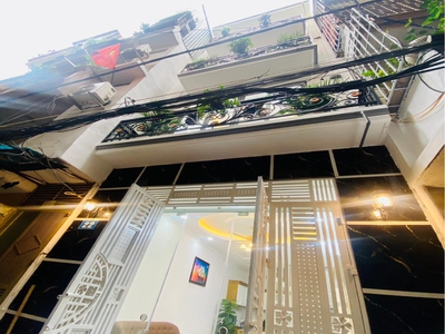 Nguyễn văn huyên ô tô đỗ cửa, nội thất hiện đại, 48m2 giá chỉ 6 tỷ 0