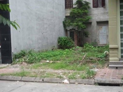 Bán đất Yên Viên Gia Lâm 67m2 View sân chơi hướng Đông Nam 0
