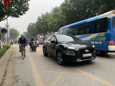 Cho thuê 2 sàn mặt phố Trường Lâm, ngay cổng bệnh viện đa khoa Đức Giang 3