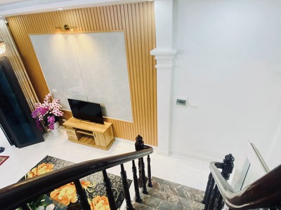 Oto đỗ cửa - Ngã tư sở - Đống Đa - 37m2 x 5 tầng - Tây Sơn - chỉ 5tỷ 2