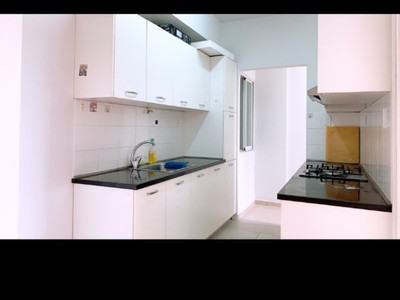 Cần tiền gấp ,bán  lỗ 200tr, ehome 3 78m2 , 3pn  , đã có sổ hồng, gặp ngay chính chủ 2