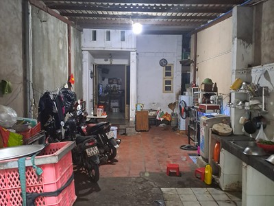 Chính chủ cần bán nhà sổ chung dĩ an 2