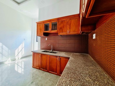 Nhà phố sổ riêng gần mt quốc lộ 1a , xã bình chánh , huyện bình chánh , tp .hồ chí minh 2