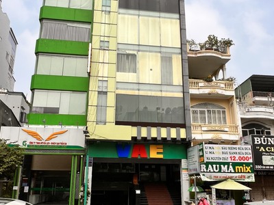 Cho thuê sàn 90 m2 setup full 3