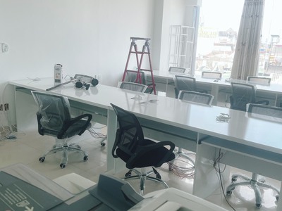 Cho thuê sàn 90 m2 setup full 2