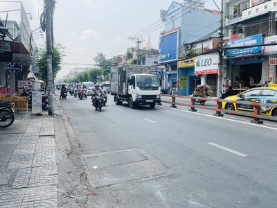 Bán nhà mặt tiền trường chinh 80m2 ,2 tầng nhỉnh 16ty 2