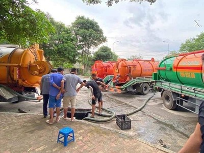 Công ty TNHH Hoàng Bách - Hút hầm cầu Nha Trang 0